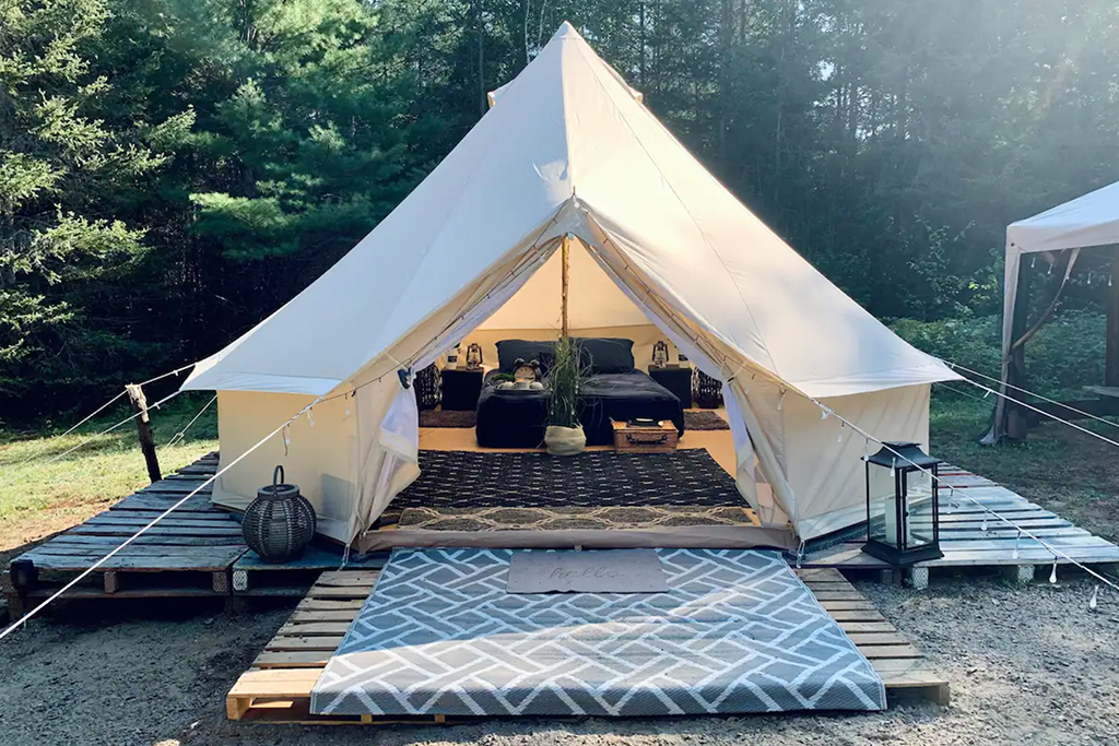 A glamping tent experience in the woods