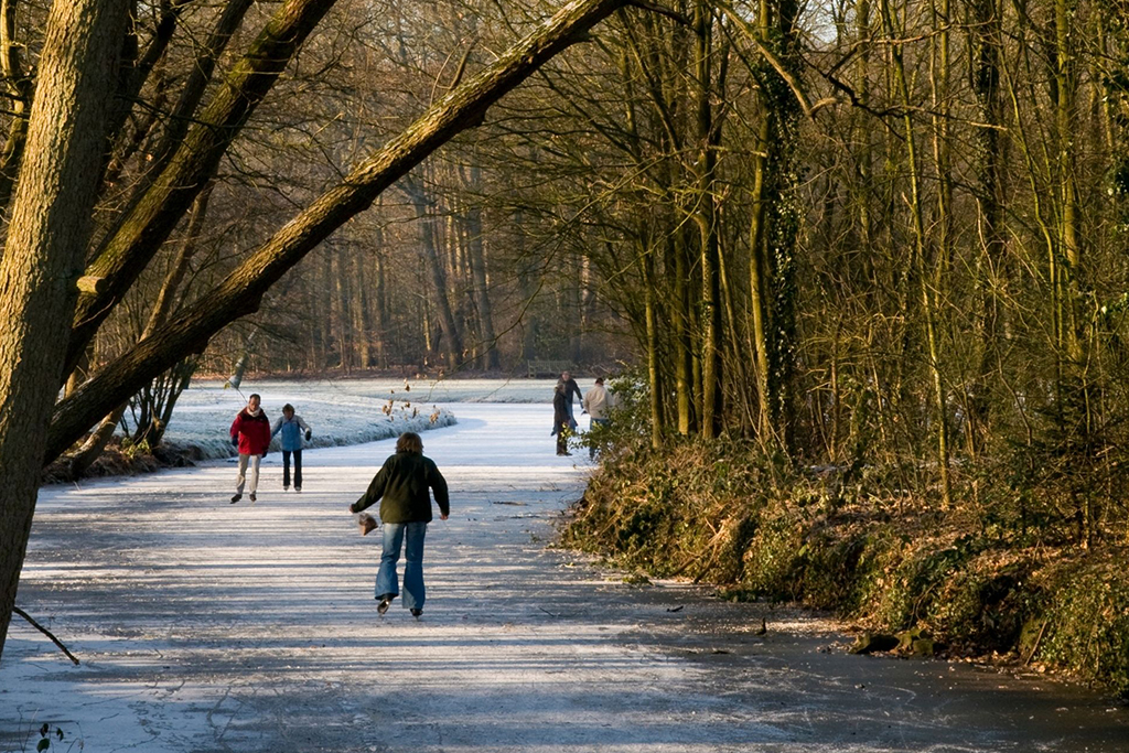 People outdoor ice skating in Ontario